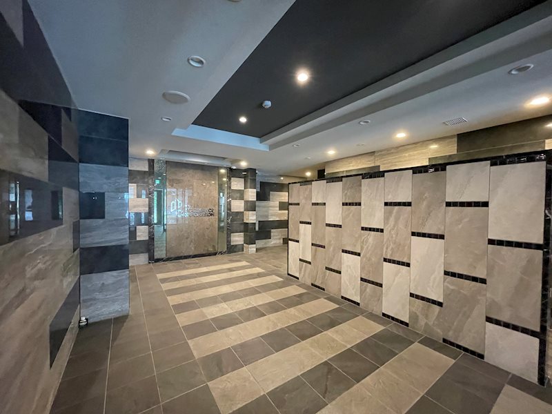 エントランス　★見学予約受付中★