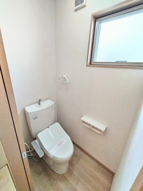 トイレ　洗浄便座※同タイプ参考写真