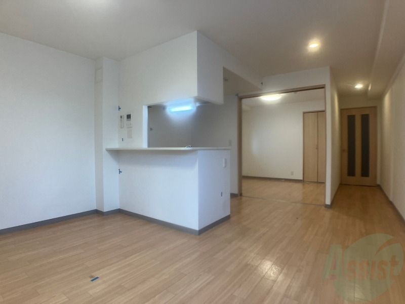 居室・リビング　広くてキレイなお部屋が広がっていて、充実した生活が送れそう。