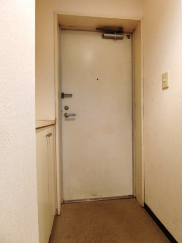 玄関　＊別室参考