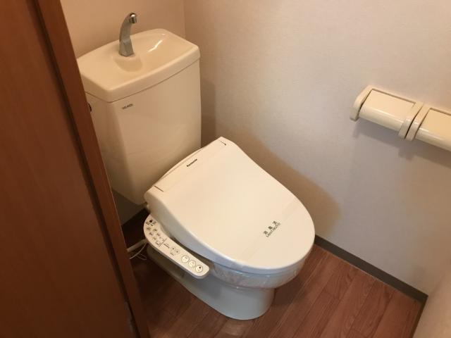 トイレ　シャワー付トイレ