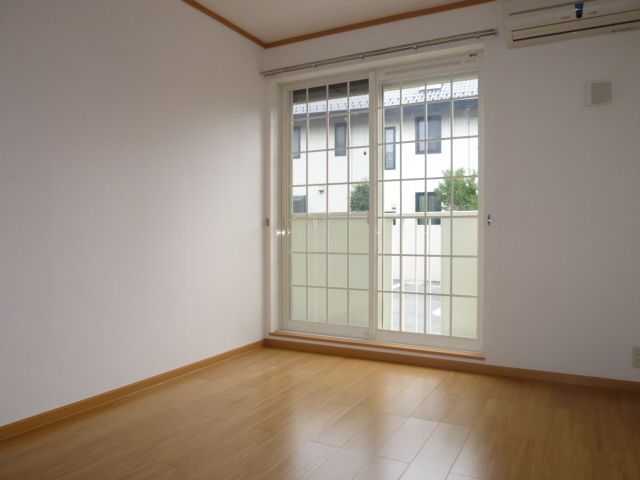 その他　別の部屋の写真です