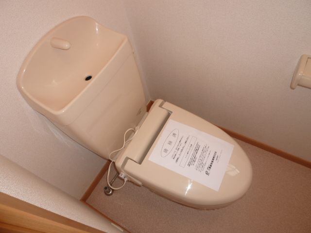 トイレ　別の部屋の写真です