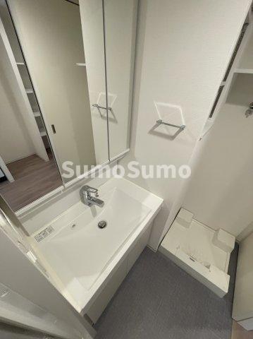 洗面設備　使いやすい洗面所です