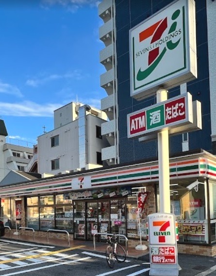 コンビニ　セブン-イレブン 大阪天神橋８丁目店（コンビニ）まで318m
