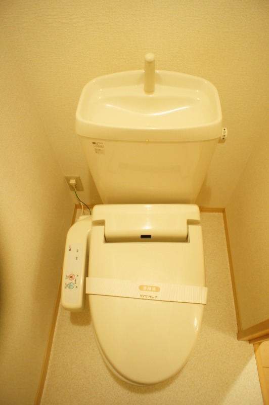 トイレ　図面と現状に相違がある場合には現状を優先
