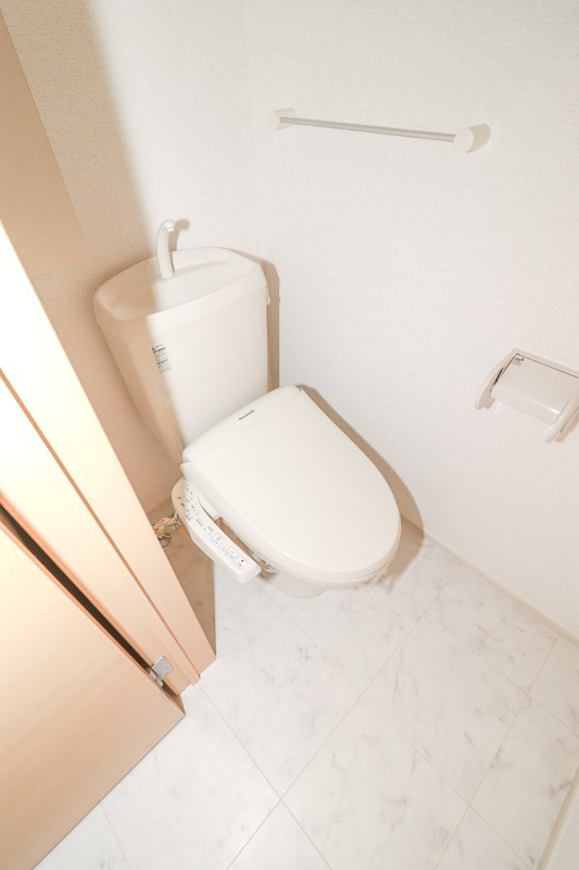 トイレ　図面と現状に相違がある場合には現状を優先