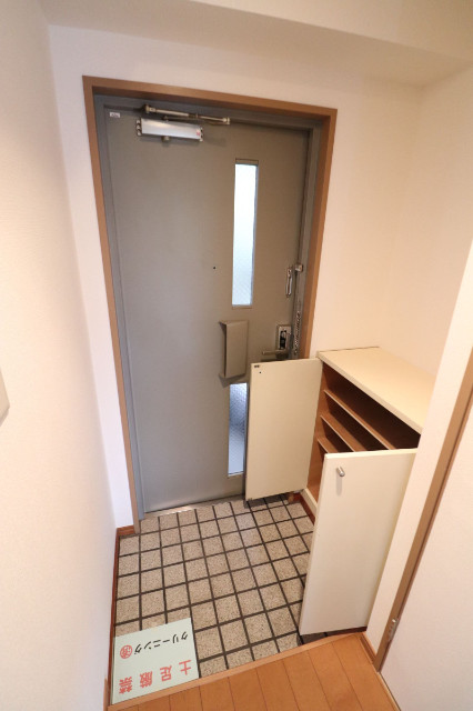 玄関　シューズボックス