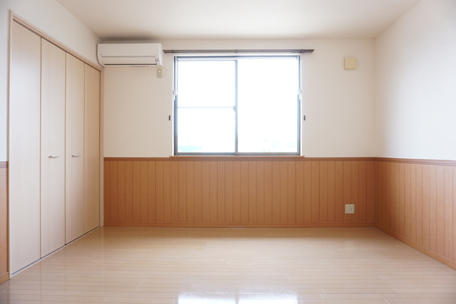 その他部屋・スペース　洋室８帖