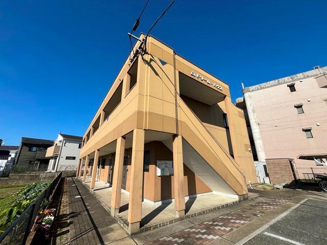 建物外観　外観写真（昼）