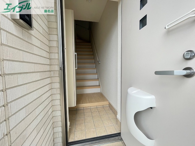 玄関　反転同型タイプ