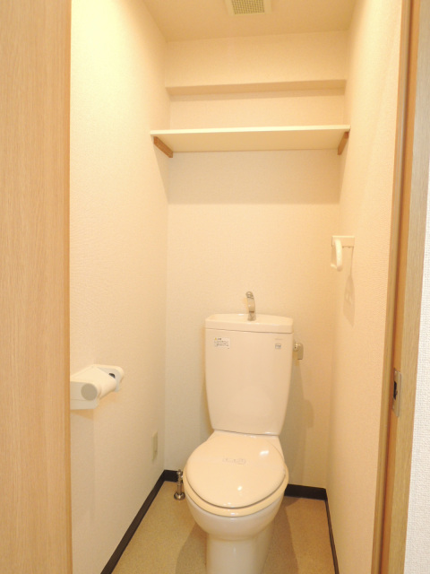 トイレ　同タイプ参考写真