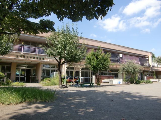幼稚園・保育園　中砂保育園（幼稚園・保育園）まで248m