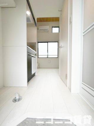 玄関　別号室イメージの為、現状を優先致します。