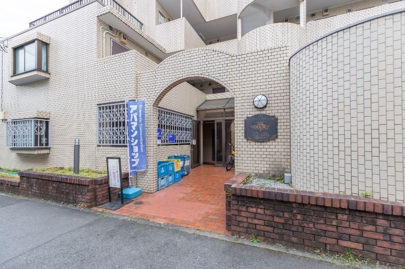 エントランス　◆仲介手数料０円＋敷金・礼金０!!現地お待ち合わせ可♪
