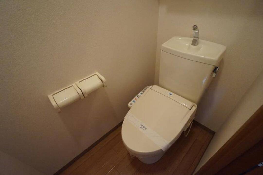 トイレ　トイレ