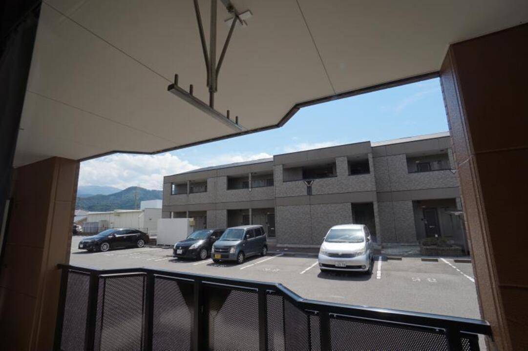バルコニー　バルコニー