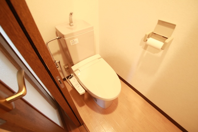 トイレ　※別室の参考写真です。