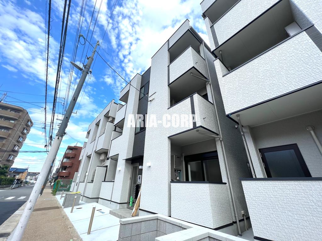 建物外観　2022年完成、大手ハウスメーカー施工デザイナーズアパート！