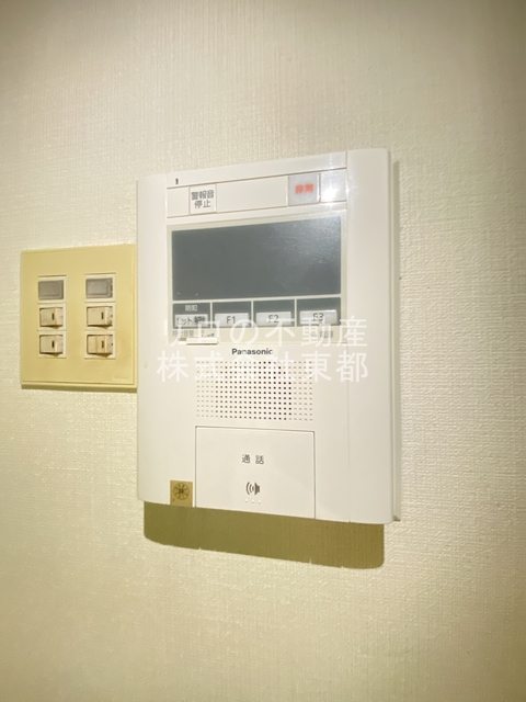セキュリティ　快適な暮らしを守るインターホン付で安心ですね☆