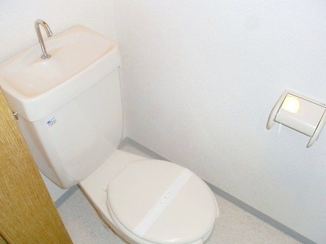 トイレ　清潔感のあるトイレ