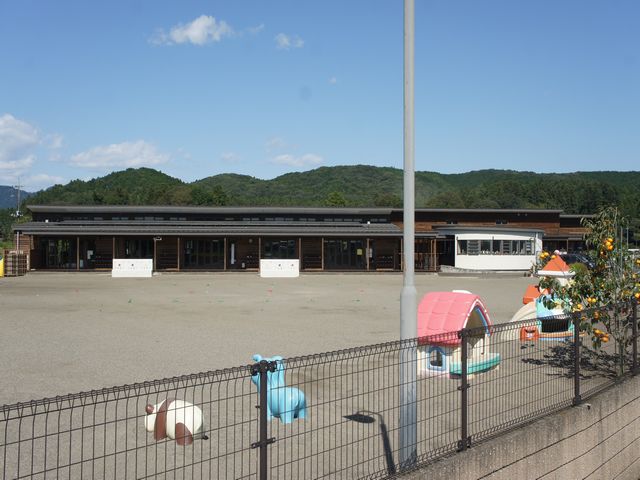 幼稚園・保育園　あずま保育園（幼稚園・保育園）まで1156m