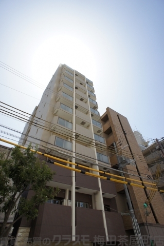 建物外観　鉄筋コンクリート造の頑丈なマンションです