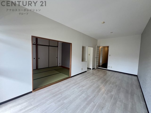 居室・リビング　角部屋住戸で過ごしやすく、おすすめです！