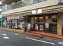 コンビニ　セブンイレブン目黒行人坂店（コンビニ）まで561m