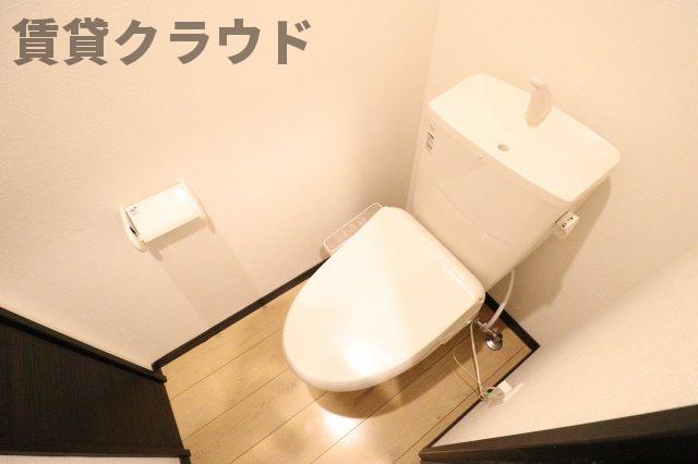トイレ　マストアイテム！温水洗浄便座♪