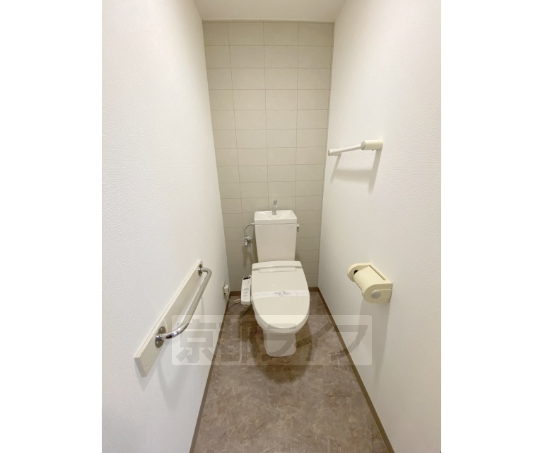 トイレ　広々とした綺麗なトイレです。