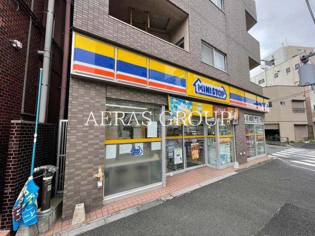 コンビニ　ミニストップ志茂駅前店（コンビニ）まで110m