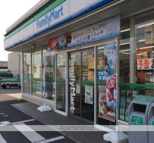 コンビニ　ファミリーマート高松仏生山北店（コンビニ）まで84m