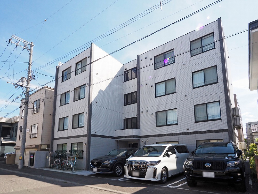 建物外観　☆物件名【グランメール南郷１３駅前】とお伝えください！