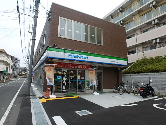 コンビニ　ファミリーマート吹田垂水一丁目店（コンビニ）まで263m