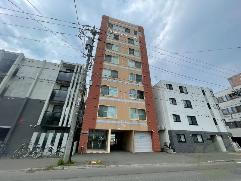 建物外観　札幌市北区北１６条西「トミイビルＮｏ．１６」