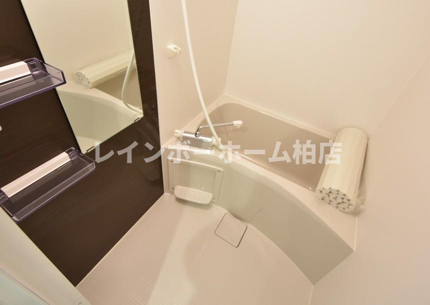 バス・シャワールーム　同施工。参考写真。