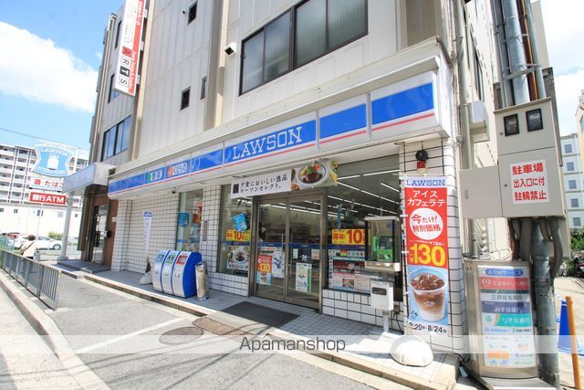 コンビニ　ローソン吹田垂水三丁目店（コンビニ）まで62m