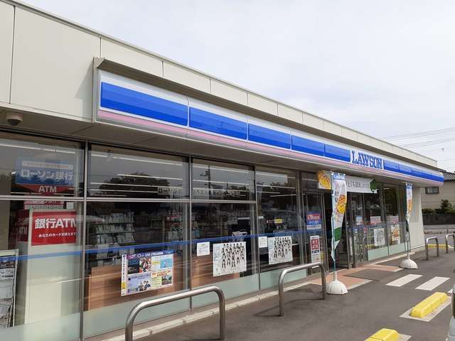 コンビニ　ローソン（コンビニ）まで800m