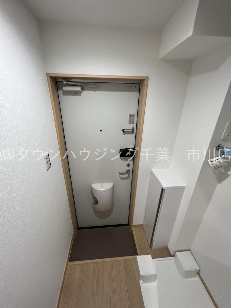玄関　洗面