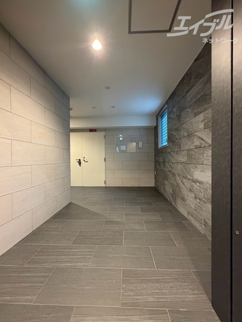 地下鉄御堂筋線 中津駅 徒歩4分 12階建 築1年の外観写真