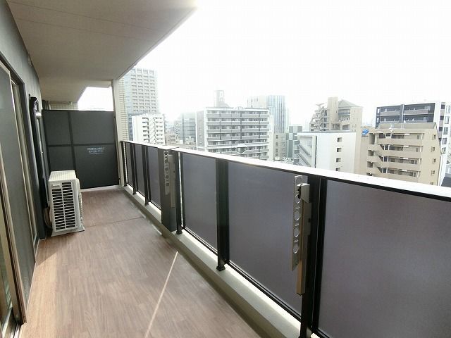 バルコニー　バルコニー