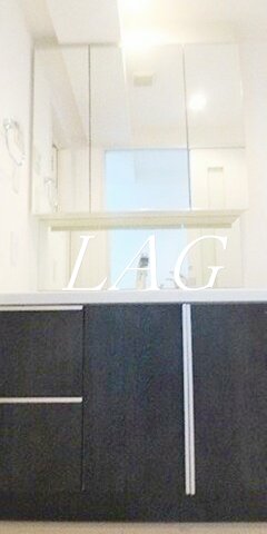 洗面設備　独立洗面台です。