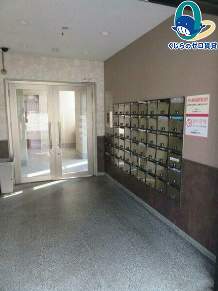 エントランス　名古屋で一番初期費用の安い賃貸専門の不動産会社です(^^)