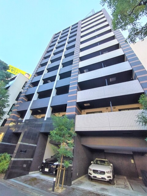 建物外観　目白通り沿いのマンションです