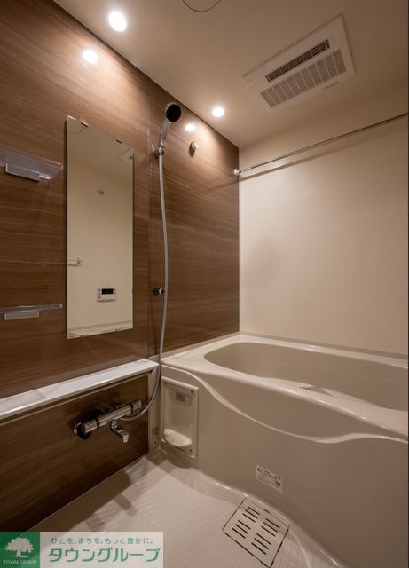 バス・シャワールーム　※写真は同タイプ住戸です。