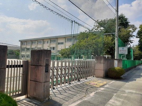 小学校　前橋市立大利根小学校（小学校）まで1400m