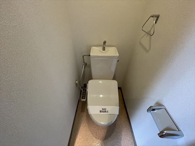 トイレ　※同建物別部屋の写真になります。