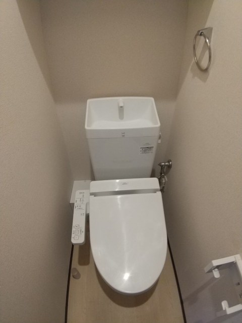 トイレ　別部屋同仕様タイプ