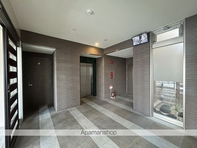 ＪＲ鹿児島本線 箱崎駅 徒歩4分 8階建 築8年の外観写真